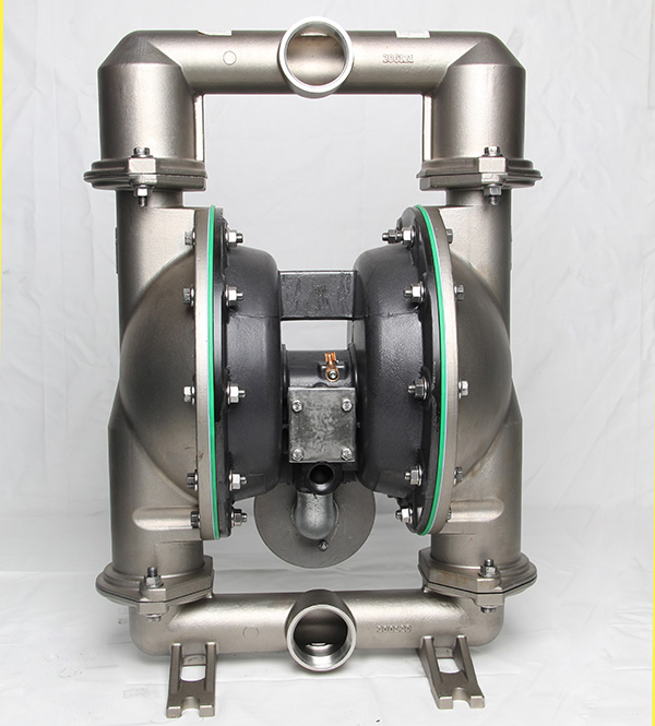 在進行使用氣動清淤泵如何充分的了解運行情況？